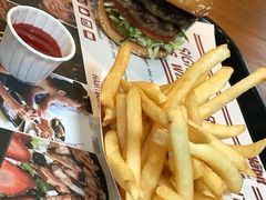 -The Habit Burger Grill 哈比特汉堡(复兴soho店)