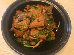韭菜炒香干-龙隆昌·鲜品火锅·江湖烤鱼