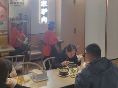 -闫家驴肉老店(华电一校店)