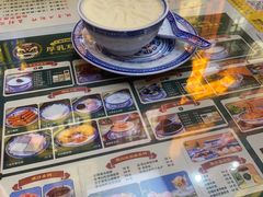-广信牛奶甜品世家(台东店)