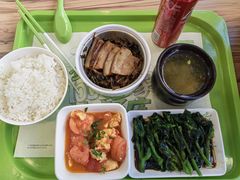 -老乡鸡(南京新街口洪武北路店)