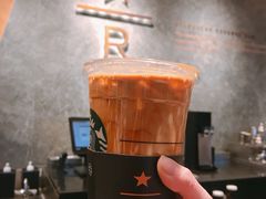 -星巴克(静安嘉里中心B2店)