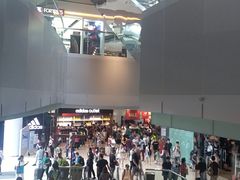 -东荟城名店仓