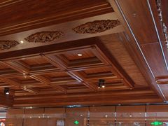 -八府香鸭·啫啫煲(华山路店)