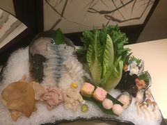 -余欢领鲜火锅(新街口店)