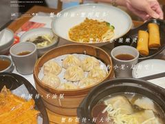 -馋三尺蟹粉小笼(人民广场店)