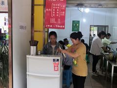 -文山荷鲜居(翠湖店)