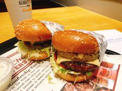 -The Habit Burger Grill 哈比特汉堡(爱琴海店)
