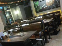 -麦凯伦烧烤·精酿超级工厂店(金桥总店)