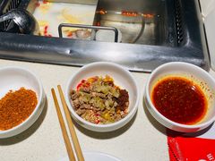 -海底捞火锅鲜切牛肉主题店(长寿路店)