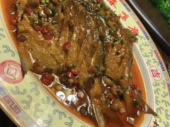 -鹿鸣春饭店(总店)