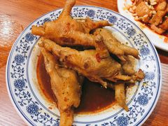 鸡爪-爆炸头阿姨小四川正宗川味小吃(无任何分店)