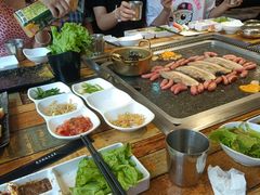 -小花猪韩式石板烤肉