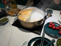 -椰子湾·海南火锅·糟粕醋·椰子鸡(正大广场店)