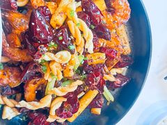 -巷子宽·酸菜鱼(迪士尼小镇店)