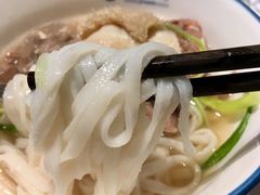 -美奈小馆·越南料理(中航城君尚购物中心店)