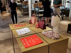 -BURBERRY(上海港汇恒隆广场店)