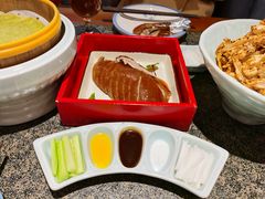 精品鲜橙烤鸭-真地道京味府·鲜橙烤鸭·北京菜(朝外大街东大桥店)