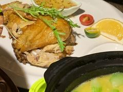 -青叶202都市餐厅(迪诺水镇店)
