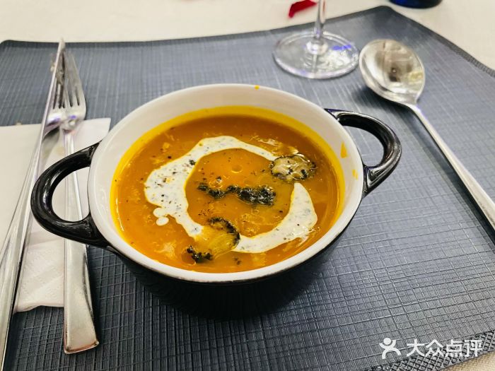 Ponte 意大利餐厅松露南瓜汤图片