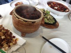 重庆毛血旺-早春二月(建外SOHO店)