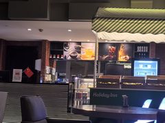 -上海古井假日酒店 · 井廊吧