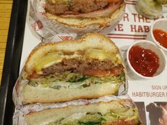 照烧凤梨牛肉特堡-The Habit Burger Grill 哈比特汉堡(爱琴海店)