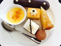 -圣丰索菲特·2 On 988 Café 自助餐厅
