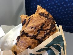 法式香浓巧克力可颂-星巴克(成都东站店)