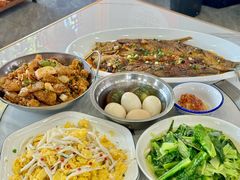 -丹水桥地锅鱼·翘嘴鲌·地方特色全鱼宴(丹江口大坝店)