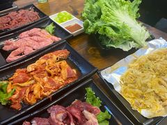 -韩风烤牛肉冷面店