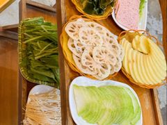 -双廊杨记石锅鱼石锅牛肉