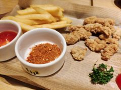 -菲滋意式餐厅(银泰百货金华江南店)