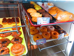 -Winchell's Donuts House