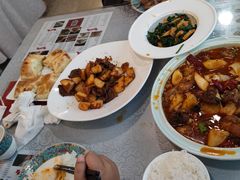 -汗腾格里·风味餐厅(新疆驻京办店)