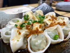 川味抄手-半度雨棚(莫干山路店)
