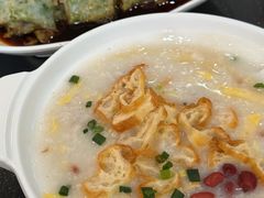 荔湾艇仔粥-卓粤拉肠(红庙店)
