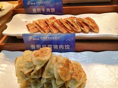 -锤头鲨毛肚海鲜烤肉自助餐厅(国购广场店)