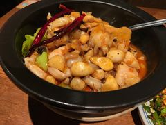 -云海肴·汽锅鸡·云南菜(天山百盛优客店)