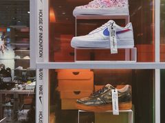 -NIKE品牌体验店(南京东路店)