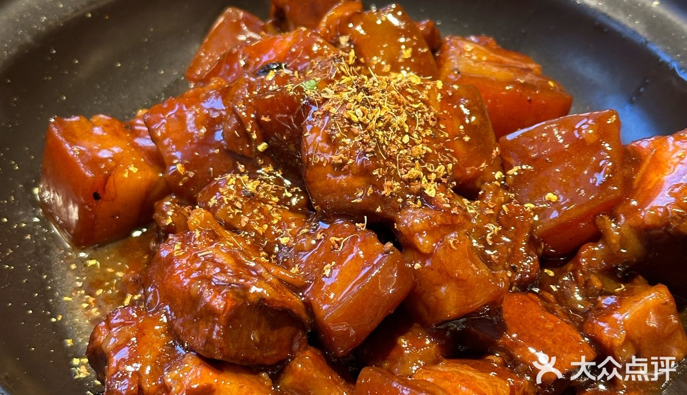 一口酥烂红烧肉的幸福