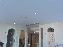 -Return·蕾特恩祛痘·皮肤管理中心