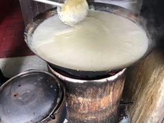 -云南大锅豆浆店