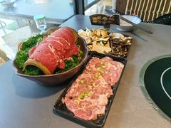 -楠小云·云南鲜菌·鲜牛自助火锅(九眼桥店)