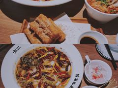-太二酸菜鱼(天鹅湖万达店)