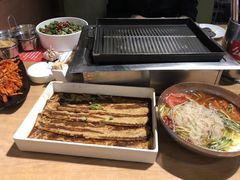 -金三顺韩式炭火烤肉店(中华路店)