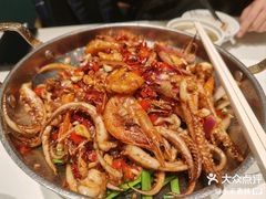 -绿草地·湘菜(7mall店)