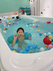 -Pony Baby宝尼婴幼儿游泳SPA馆
