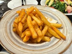 -LESCEDARS Brasserie Bistro香柏树
