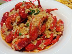 -肥肥虾庄·金牌油焖大虾(汉街SKP店)